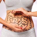 L’asse Intestino-Pelle: perché l’acne si combatte a tavola
