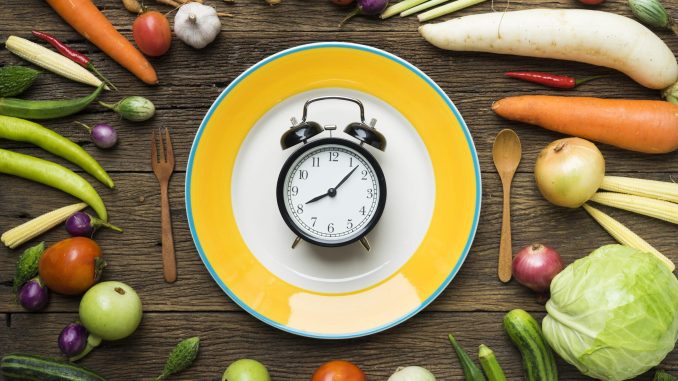 Alimentazione circadiana: mangiare seguendo il proprio orologio biologico